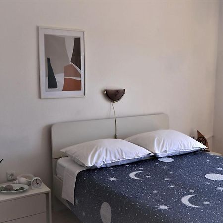 Family Rooms Moela Umago Exterior foto