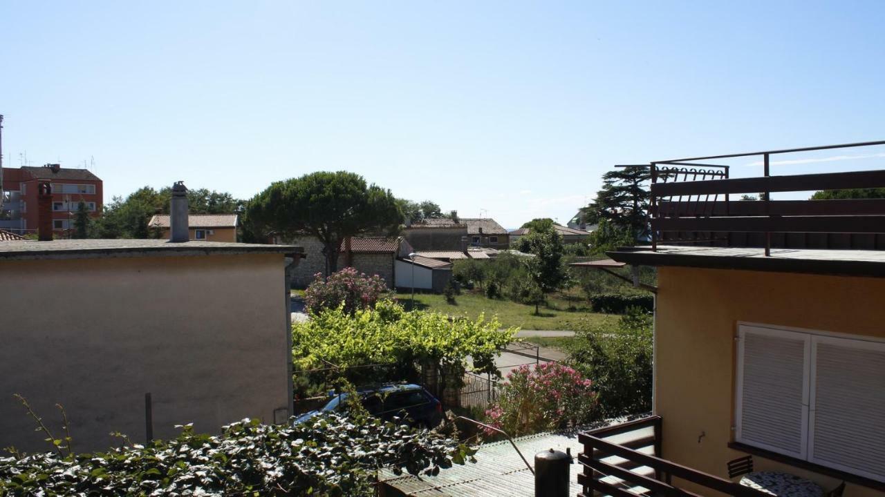 Family Rooms Moela Umago Exterior foto